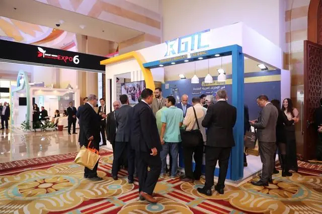 是否提供社交跟单或复制交易服务？